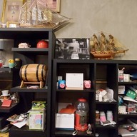 ผู้ชายขายกาแฟ