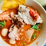 ก๋วยเตี๋ยวหมู สูตรโบราณ ริมคลอง ริมคลองภาษีเจริญศาลเจ้าแม่ทับทิม