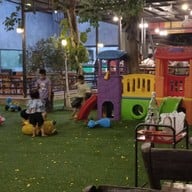 บรรยากาศ สวนอาหารชลธาร