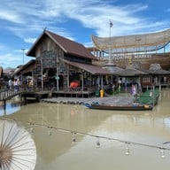 ตลาดน้ำ 4 ภาค