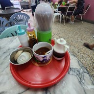 บรรยากาศ ต้มเลือดหมูหาดใหญ่ สาย2