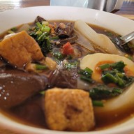 เมนูของร้าน กินจั๊บกันต์ ก๋วยจั๊บน้ำข้น ( สูตรโบราณ )