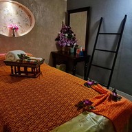 Paradeephat massage and spa