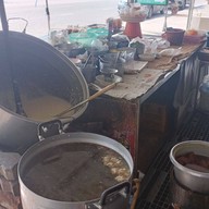 บรรยากาศ โจ๊กเจ๊เล็กวัดไร่ขิง