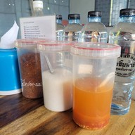 กินจั๊บกันต์ ก๋วยจั๊บน้ำข้น ( สูตรโบราณ )