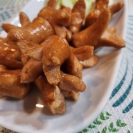 ครัวป้าตุ๋ย ประชาชื่น