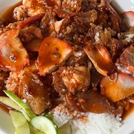 เมนูของร้าน ข้าวหมูแดง นายโอว เจ้าเก่า นครสนุก  เยาวราช ซอย 23