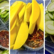 มะม่วงน้ำปลาหวาน(อ.น้ำปลาหวาน)(ร้านเด็ด/ร้านดัง/อร่อยสุด/ย่านบางเขน) อาคารสงเคราะห์กองทัพบก(แฟลตส่วนกลางบางเขน)