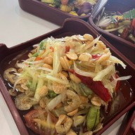 ราชาเมี่ยงปลา&ยำ (ยำ 35 บาท)