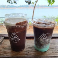 Baan Toey Kafe' อ.เขมราฐ