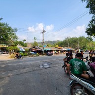 บรรยากาศ น้ำตกวังสายทอง