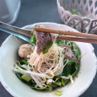 ก๋วยเตี๋ยวเรืออยุธยา 3 น.