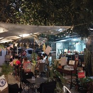 ดน-นาว coffee  slow bar