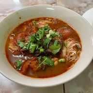 แปดริ้วขนมจีนเส้นสด