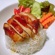 น้ำลำไยสดบางแสน(หมู่บ้านอนัญญาพรีเมี่ยมพลัส) บางแสน-ถนนข้าวหลาม