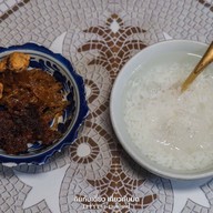 ข้าวแช่แม่อร