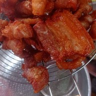 ร้านหมูทอดเต็มคำ