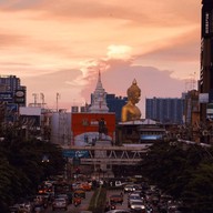 อนุสาวรีย์สมเด็จพระเจ้าตากสินมหาราช (วงเวียนใหญ่)