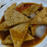 ร้านขอพรหม่าล่า 乐口福餐馆 (ถนนสีขาว)