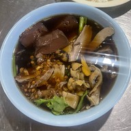 รอเรือ ก๋วยเตี๋ยวเป็ด