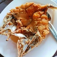 เมนูของร้าน Laemcharoen Seafood (แหลมเจริญซีฟู้ด) ระยอง