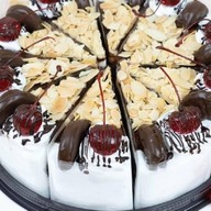 cake baker เค้กมินิมอล เค้กวันเกิด สุขุมวิท