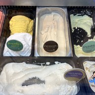 Jinta Homemade Icecream บุญถาวร สาขาเกษตร-นวมินทร์