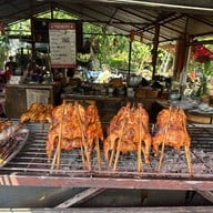 ร้านไก่ย่างวิเชียรบุรีสาขาหน้าโรงเรียนเวฬุวัน สาขาหน้าโรงเรียนวัดเวฬุวัน