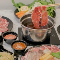 Dollars Shabu สุกี้ จิ้มจุ่ม หน้าย่าโม
