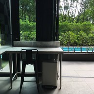 บลูมังกี้ฮับแอนด์โฮเทล