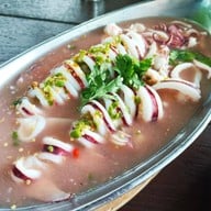 เมนูของร้าน Laemcharoen Seafood ระยอง