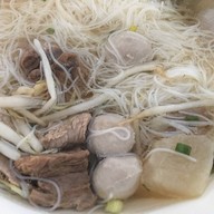 ทรงกิจลูกชิ้นเนื้อวัว