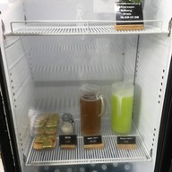 บลูมังกี้ฮับแอนด์โฮเทล