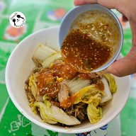 เมนูของร้าน ร้านทรงชัยโภชนา (คั่วไก่ สุกี้ เกาเหลา)