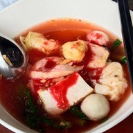 เมนูของร้าน เย็นตาโฟพัวกี่