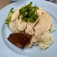 ร้านข้าวมันไก่ ยางเนิ้ง สารภี ยางเนิ้ง สารภี