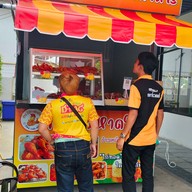 ศิลา  ไก่ทอดหาดใหญ่ วัดกำแพง