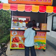 ศิลา  ไก่ทอดหาดใหญ่ วัดกำแพง