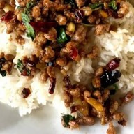 เรื่องของ กะเพราพริกแห้ง สาขาโคราช