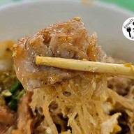 เมนูของร้าน ร้านทรงชัยโภชนา (คั่วไก่ สุกี้ เกาเหลา)