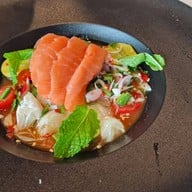 เมนูของร้าน Another Hound Café Central Embassy