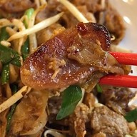 เมนูของร้าน หมูตั่วเฮีย โครงการสวนหลวงสแควร์