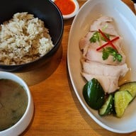 เมนูของร้าน Another Hound Café Central Embassy