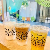 Little Zoo Cafe Onnut Plaza