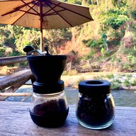 โป่งแง้นฮิมน้ำโฮมสเตย์