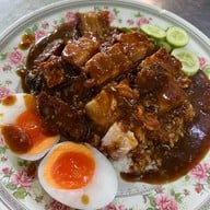 เมนูของร้าน ข้าวหมูแดงหมูกรอบ ศรีวัช เชิญชิม