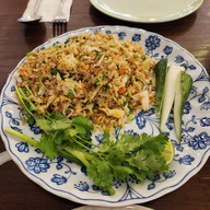 Simmer by praha-ซิมเมอร์ บาย ปราค สินธร