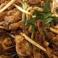 หมูตั่วเฮีย โครงการสวนหลวงสแควร์