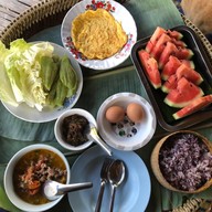 โป่งแง้นฮิมน้ำโฮมสเตย์