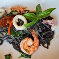 เมนูของร้าน Another Hound Café Central Embassy